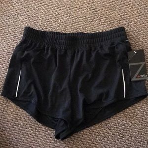 Zella shorts size small